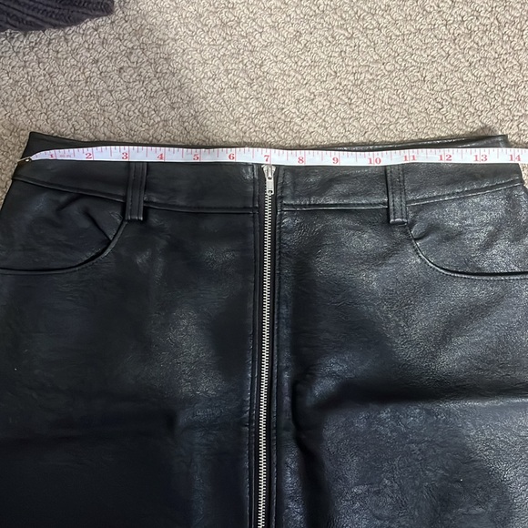 Honey Punch | Skirt - Picture 6 of 8